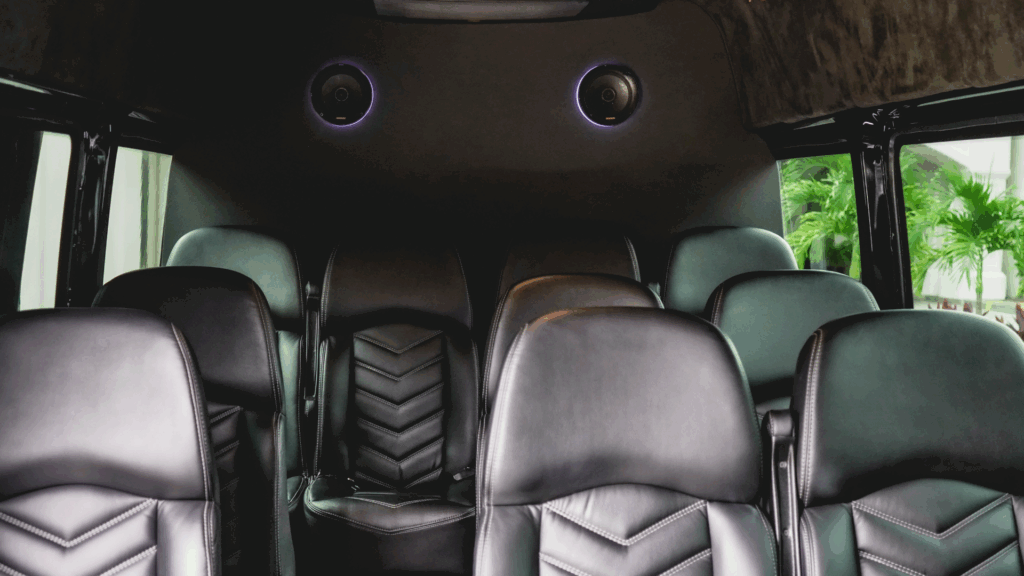 sprinter-sv-luxury-guanahost-el-salvador-da-room- (3)