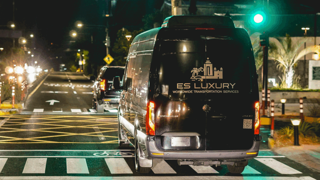 sprinter-sv-luxury-guanahost-el-salvador-da-room- (4)